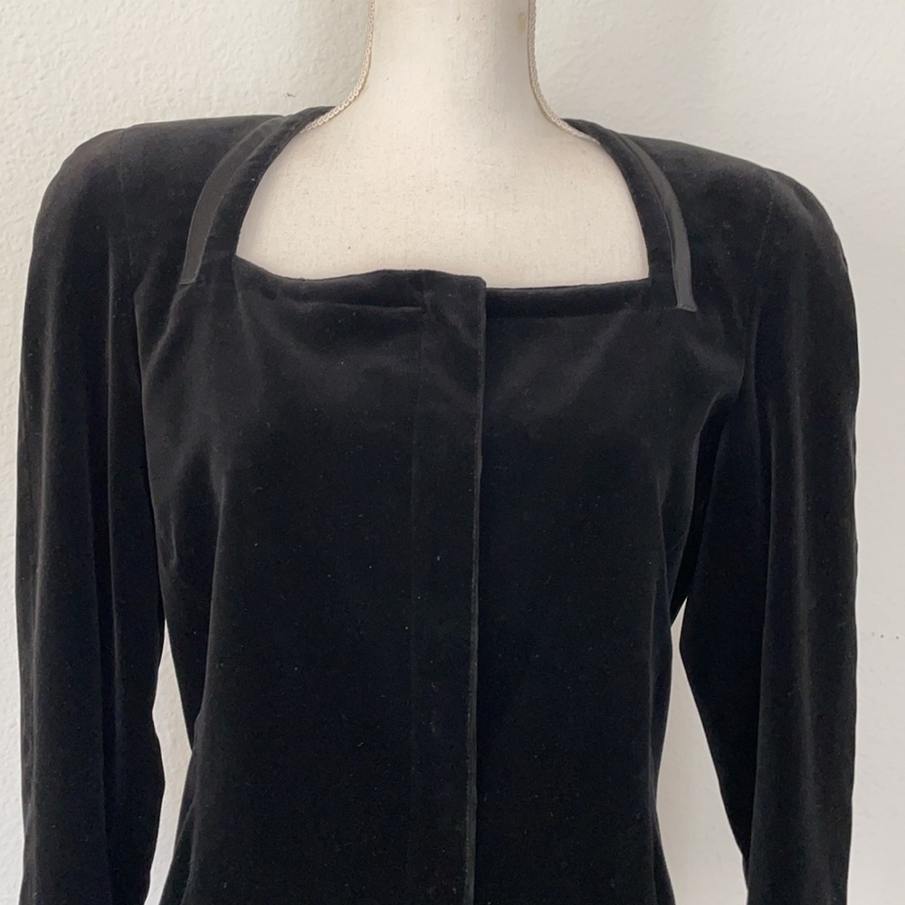 Vintage Gianni Versace Black Velvet Jacket - Picture 13 of 13